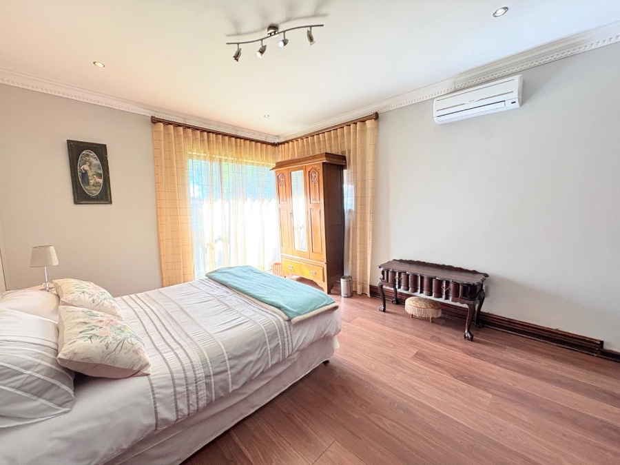 4 Bedroom Property for Sale in Woodland Hills Free State